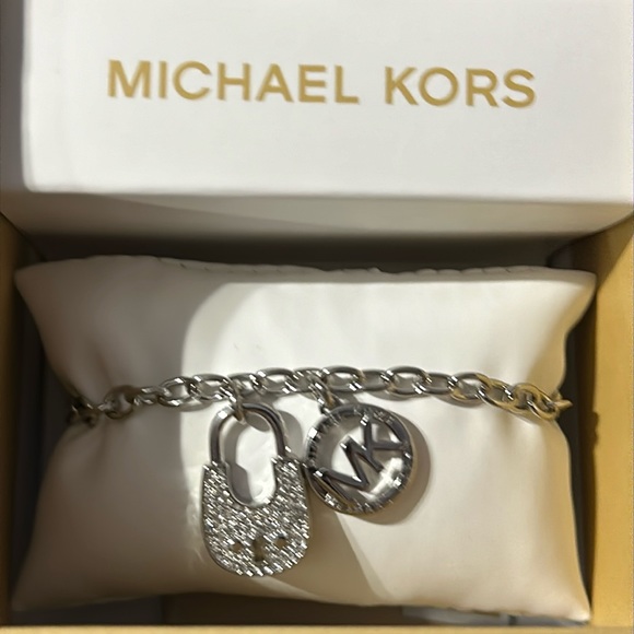 Michael Kors silver padlock bracelet. - Picture 2 of 5